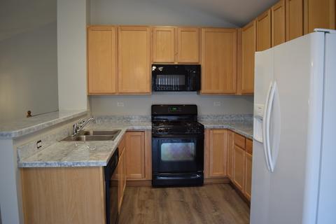1001 Reserve Dr, Elgin, IL 60124 photo 7