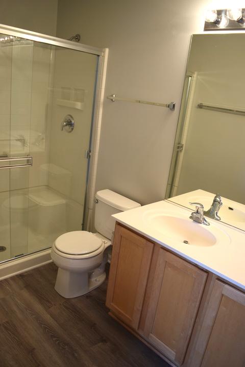 1001 Reserve Dr, Elgin, IL 60124 photo 10