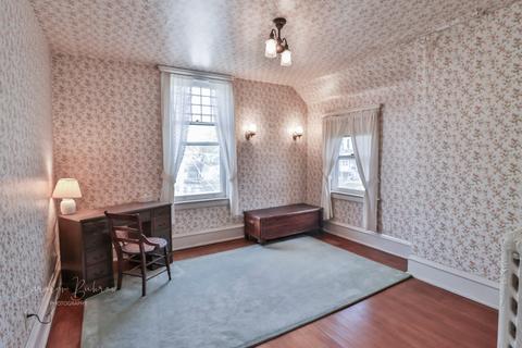 153 S Chapel St, Elgin, IL 60120 photo 18