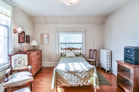 153 S Chapel St, Elgin, IL 60120 photo 20