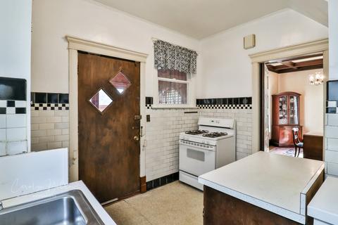 153 S Chapel St, Elgin, IL 60120 photo 15