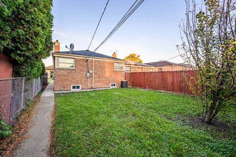 7747 S Spaulding Ave, Chicago, IL 60652 photo 12