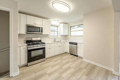 7747 S Spaulding Ave, Chicago, IL 60652 photo 2