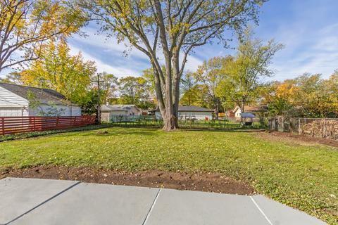 690 Morton St, Hoffman Estates, IL 60169 photo 17