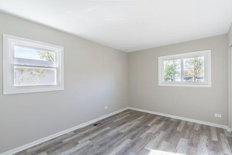 690 Morton St, Hoffman Estates, IL 60169 photo 11