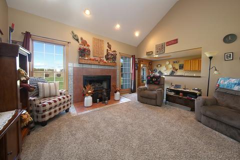 700 E Southmor Rd, Morris, IL 60450 photo 10