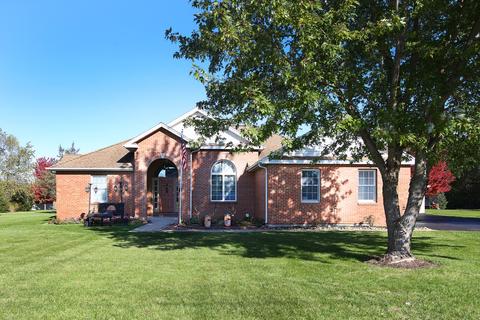 700 E Southmor Rd, Morris, IL 60450 photo 1