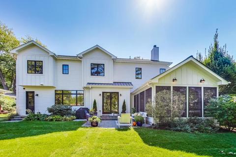445 E Hillside Rd, Naperville, IL 60540 photo 2