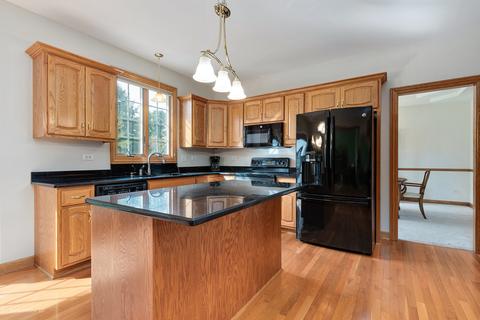 24661 Illini Dr, Plainfield, IL 60544 photo 6