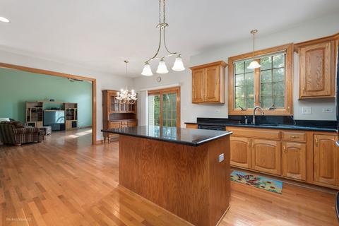 24661 Illini Dr, Plainfield, IL 60544 photo 7