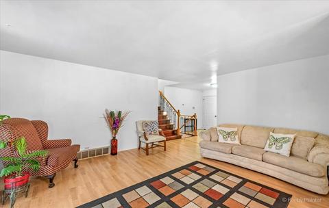 1171 Hunter Dr, Elgin, IL 60123 photo 7