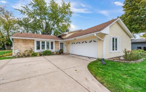 1171 Hunter Dr, Elgin, IL 60123 photo 3