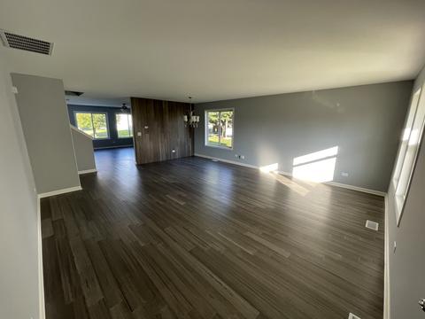 14602 Independence Dr, Plainfield, IL 60544 photo 3