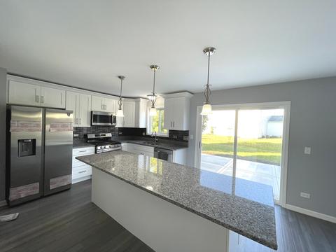 14602 Independence Dr, Plainfield, IL 60544 photo 6