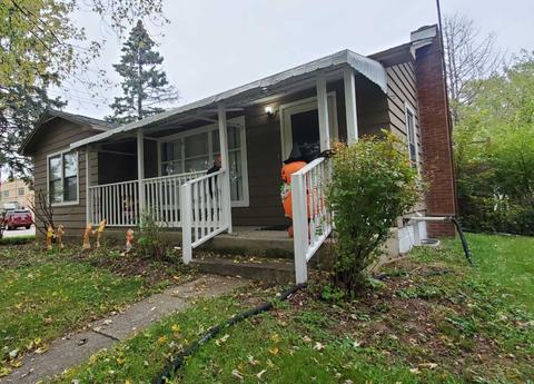807 Grant St, Harvard, IL 60033 photo 2