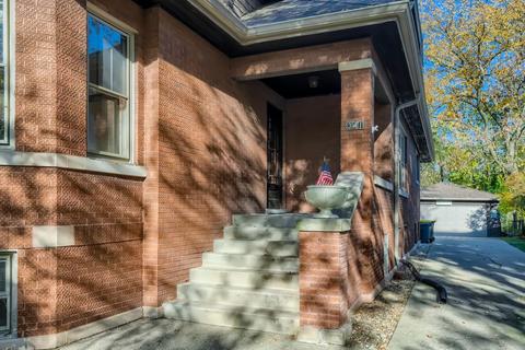 341 Nuttall Rd, Riverside, IL 60546 photo 2