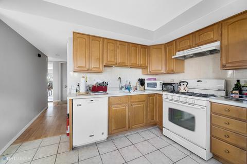 9394 Hamlin Ave, Des Plaines, IL 60016 photo 6