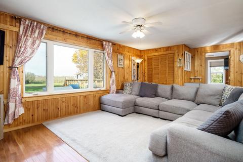 7806 Chrysler Dr, Belvidere, IL 61008 photo 9