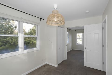 430 Knoll St, Wheaton, IL 60187 photo 14