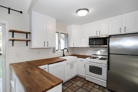 430 Knoll St, Wheaton, IL 60187 photo 9