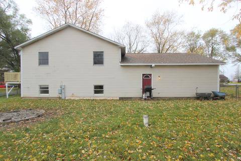 218 N Hill Rd, Mchenry, IL 60051 photo 2