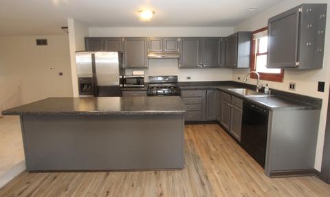 218 N Hill Rd, Mchenry, IL 60051 photo 8