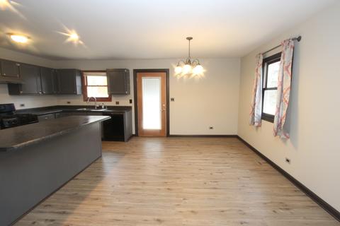 218 N Hill Rd, Mchenry, IL 60051 photo 9