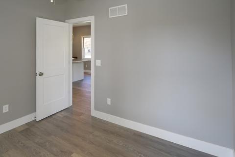 905 Kern St, Normal, IL 61761 photo 25