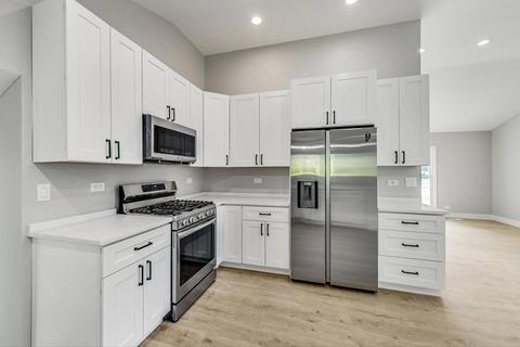 1802 E Apache Ln, Mount Prospect, IL 60056 photo 9