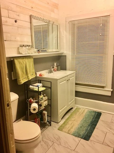 428 Division St, Elgin, IL 60120 photo 7
