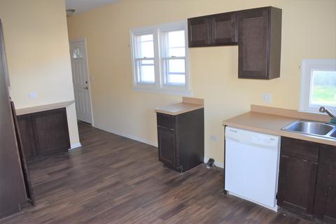 627 Cornell St, Ottawa, IL 61350 photo 9