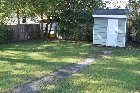627 Cornell St, Ottawa, IL 61350 photo 4