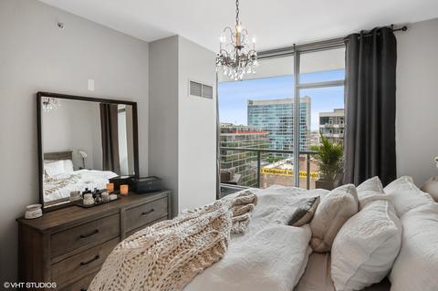 100 E 14th St #1408, Chicago, IL 60605 photo 12