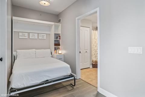 100 E 14th St #1408, Chicago, IL 60605 photo 14
