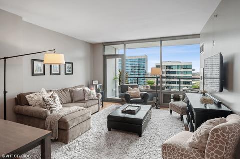 100 E 14th St #1408, Chicago, IL 60605 photo 4