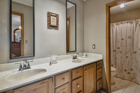 4245 Gloucester Rd, Roscoe, IL 61073 photo 17