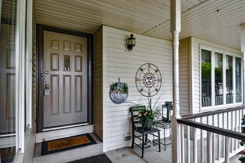 4245 Gloucester Rd, Roscoe, IL 61073 photo 2