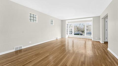 1314 Pitner Ave, Evanston, IL 60201 photo 4