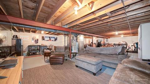 3 Tuileries Pl, Elgin, IL 60123 photo 9