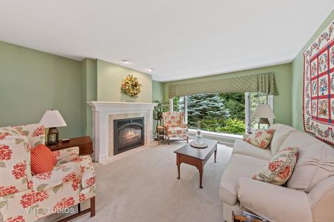 6 Oak Creek Rd, Rolling Meadows, IL 60008 photo 8