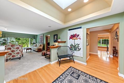 6 Oak Creek Rd, Rolling Meadows, IL 60008 photo 6