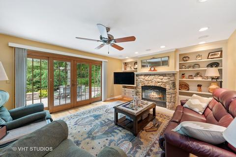 6 Oak Creek Rd, Rolling Meadows, IL 60008 photo 10