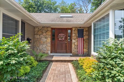 6 Oak Creek Rd, Rolling Meadows, IL 60008 photo 4