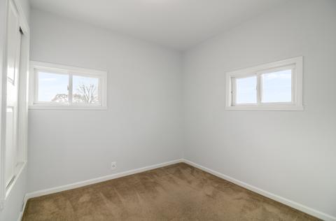 301 Edwards Ave, East Dundee, IL 60118 photo 25