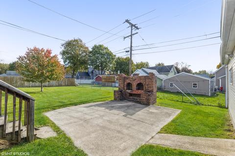 301 Edwards Ave, East Dundee, IL 60118 photo 39