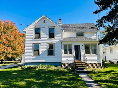 405 N 3rd St, Malta, IL 60150 photo 1