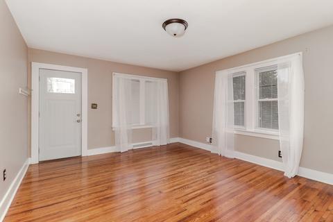 113 E Poplar St, Normal, IL 61761 photo 3