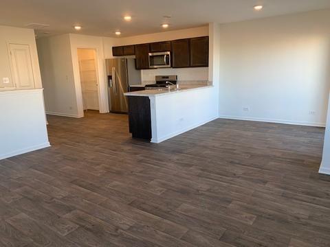 3817 Honeysuckle Ln, Elgin, IL 60124 photo 5