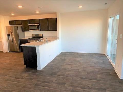 3817 Honeysuckle Ln, Elgin, IL 60124 photo 6
