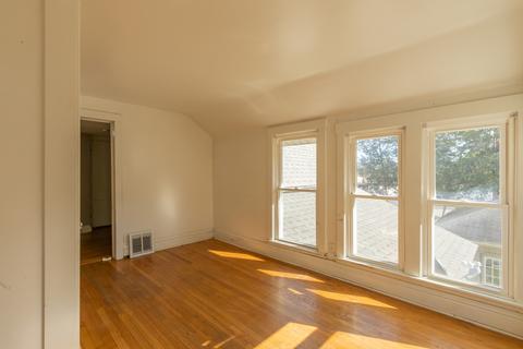 494 E State St, Sycamore, IL 60178 photo 25